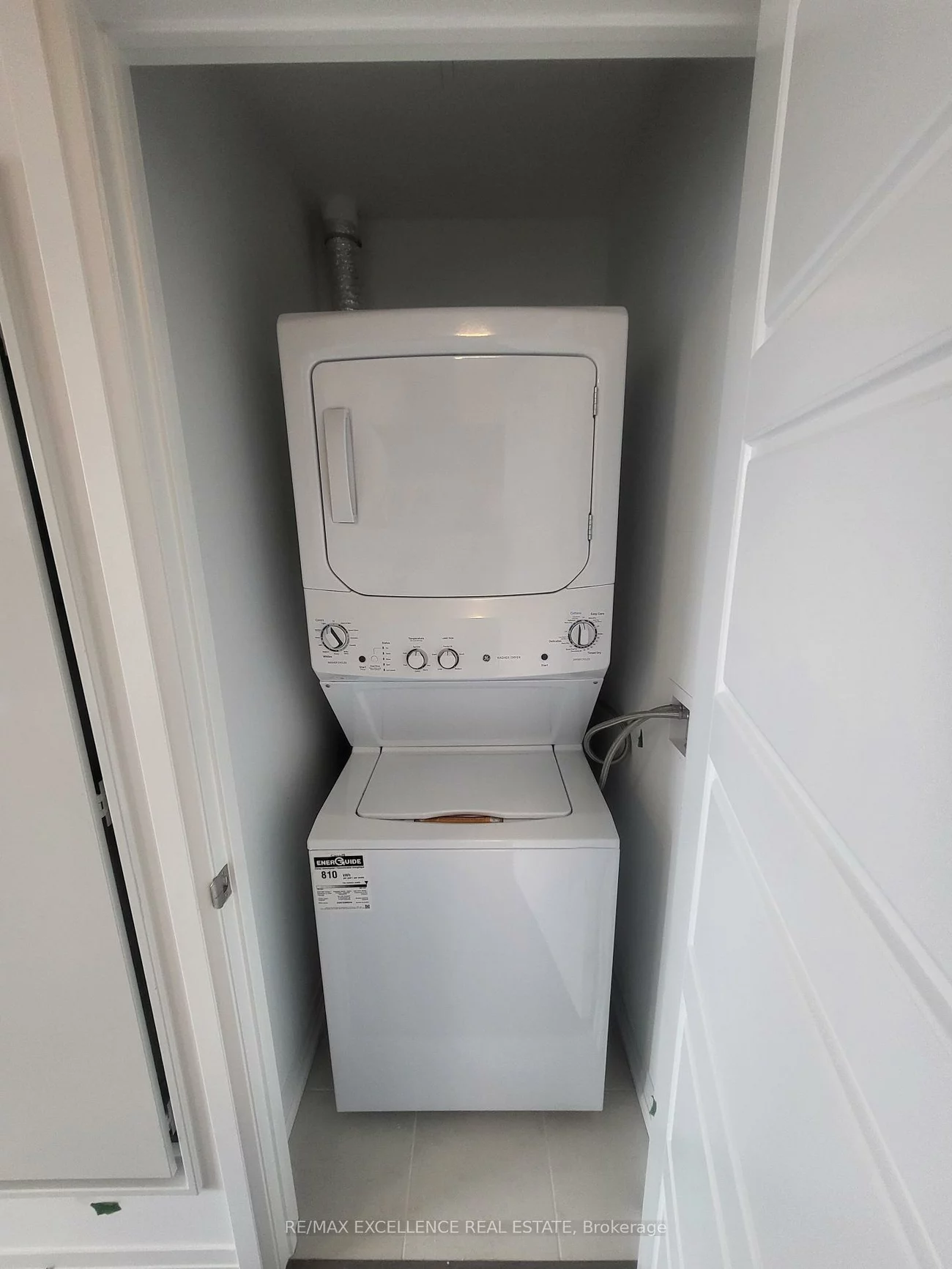 3285, Carding Mill, 1008 - GO Glenorchy, Oakville