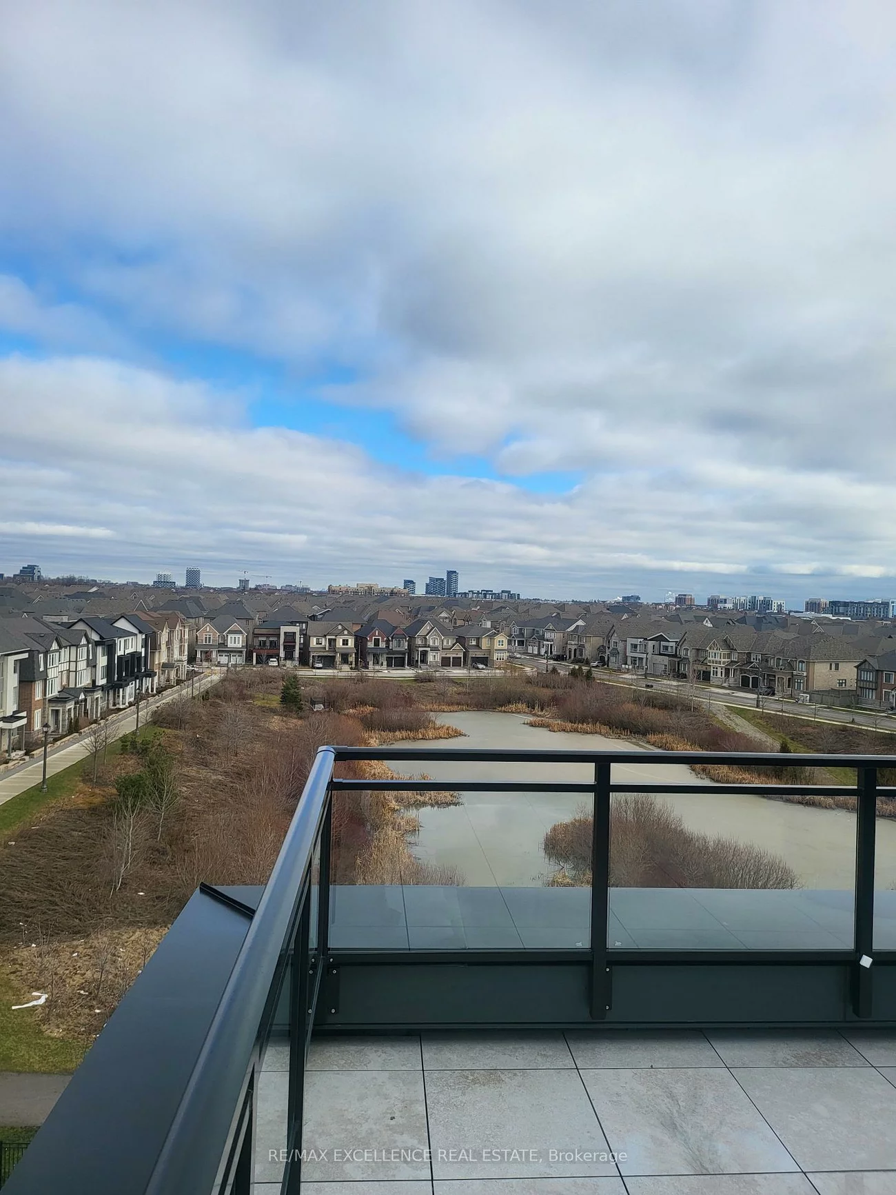 3285, Carding Mill, 1008 - GO Glenorchy, Oakville