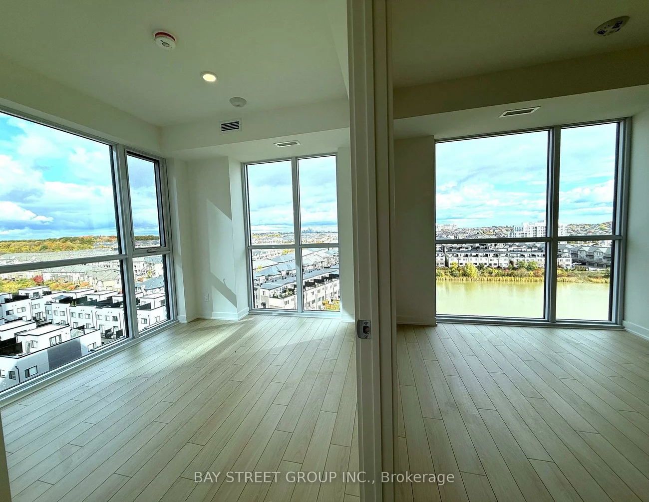 3071, Trafalgar, 1010 - JM Joshua Meadows, Oakville