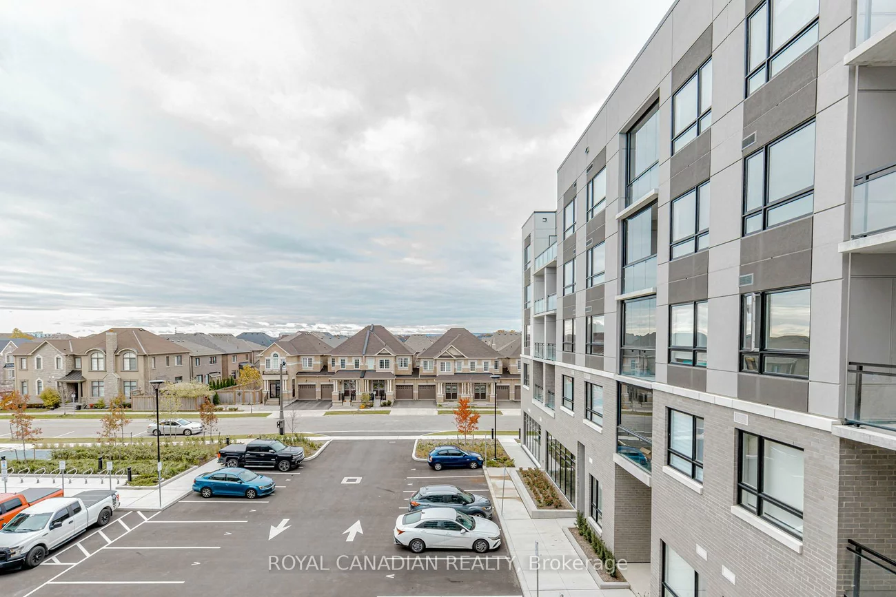 3250, Carding Mill, 1008 - GO Glenorchy, Oakville