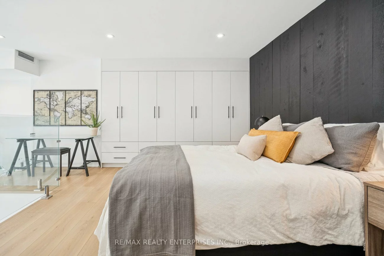 185, Robinson, 1013 - OO Old Oakville, Oakville