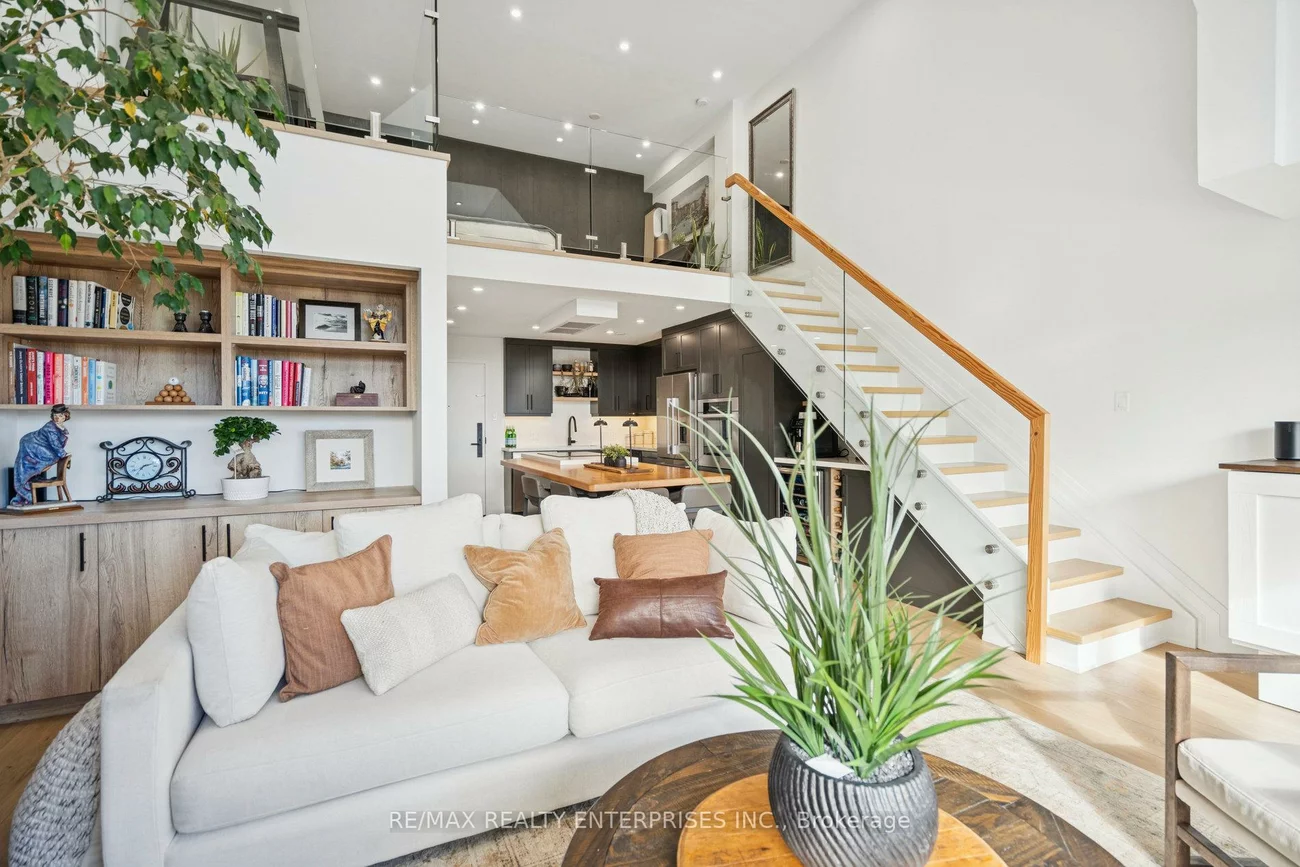 185, Robinson, 1013 - OO Old Oakville, Oakville