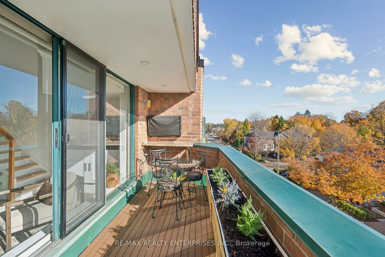 185, Robinson, 1013 - OO Old Oakville, Oakville