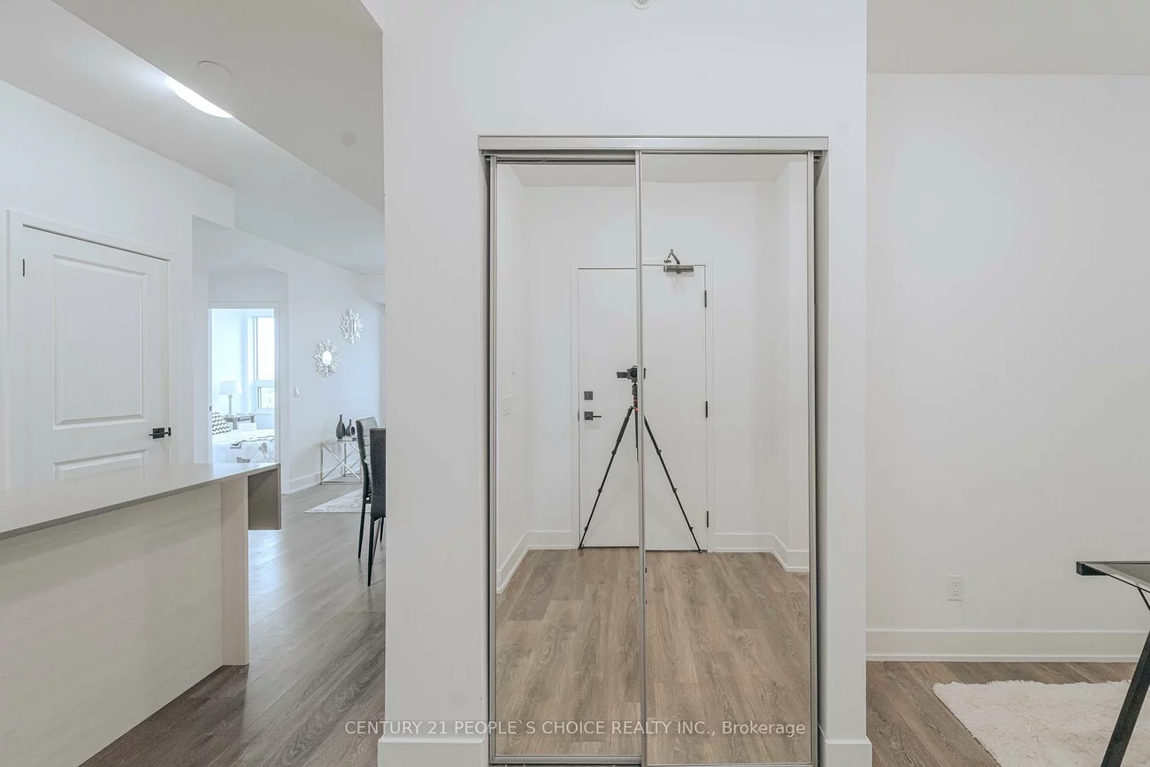 2489, Taunton, 1015 - RO River Oaks, Oakville