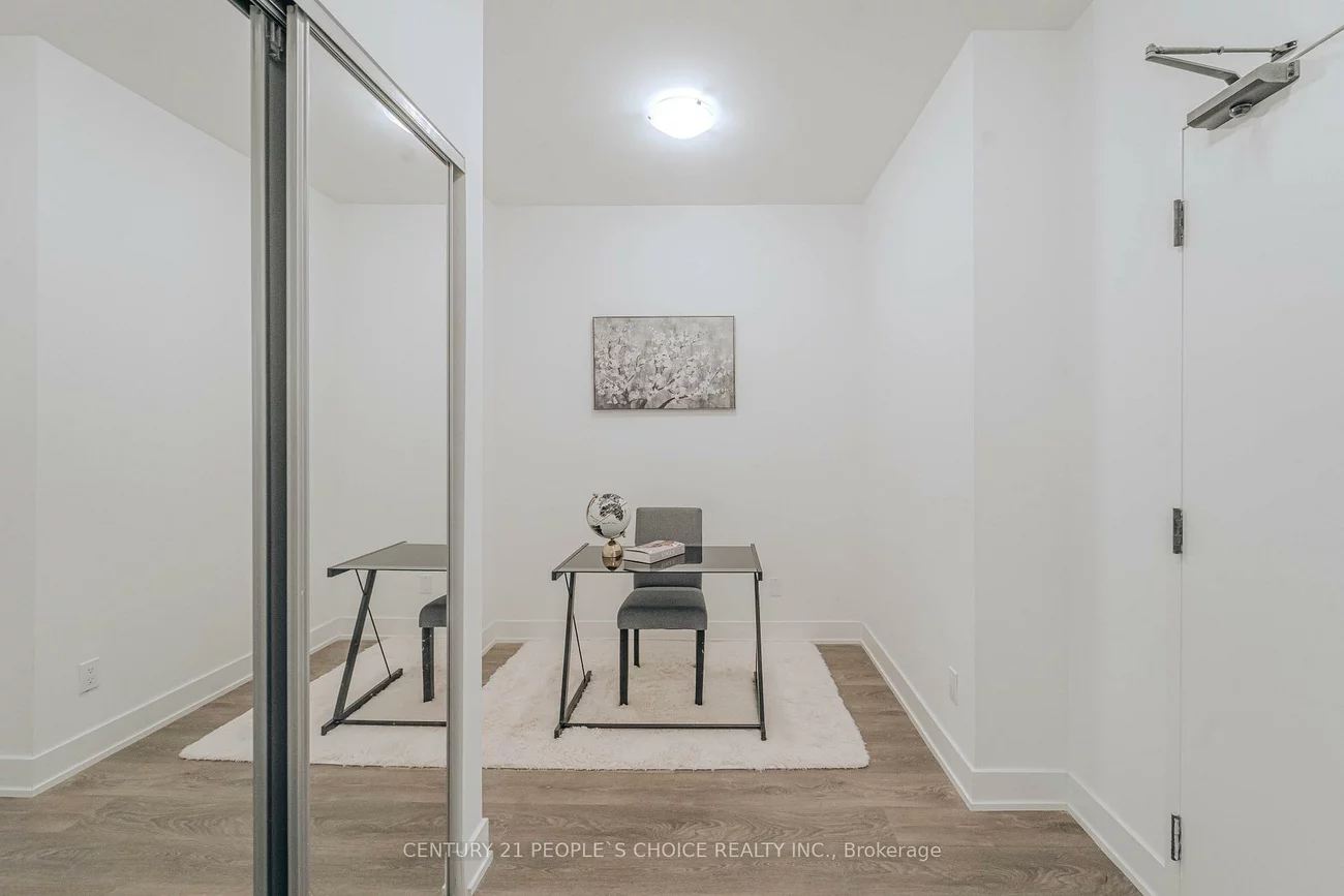 2489, Taunton, 1015 - RO River Oaks, Oakville