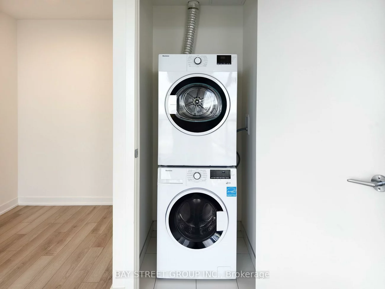 3071, Trafalgar, 1010 - JM Joshua Meadows, Oakville