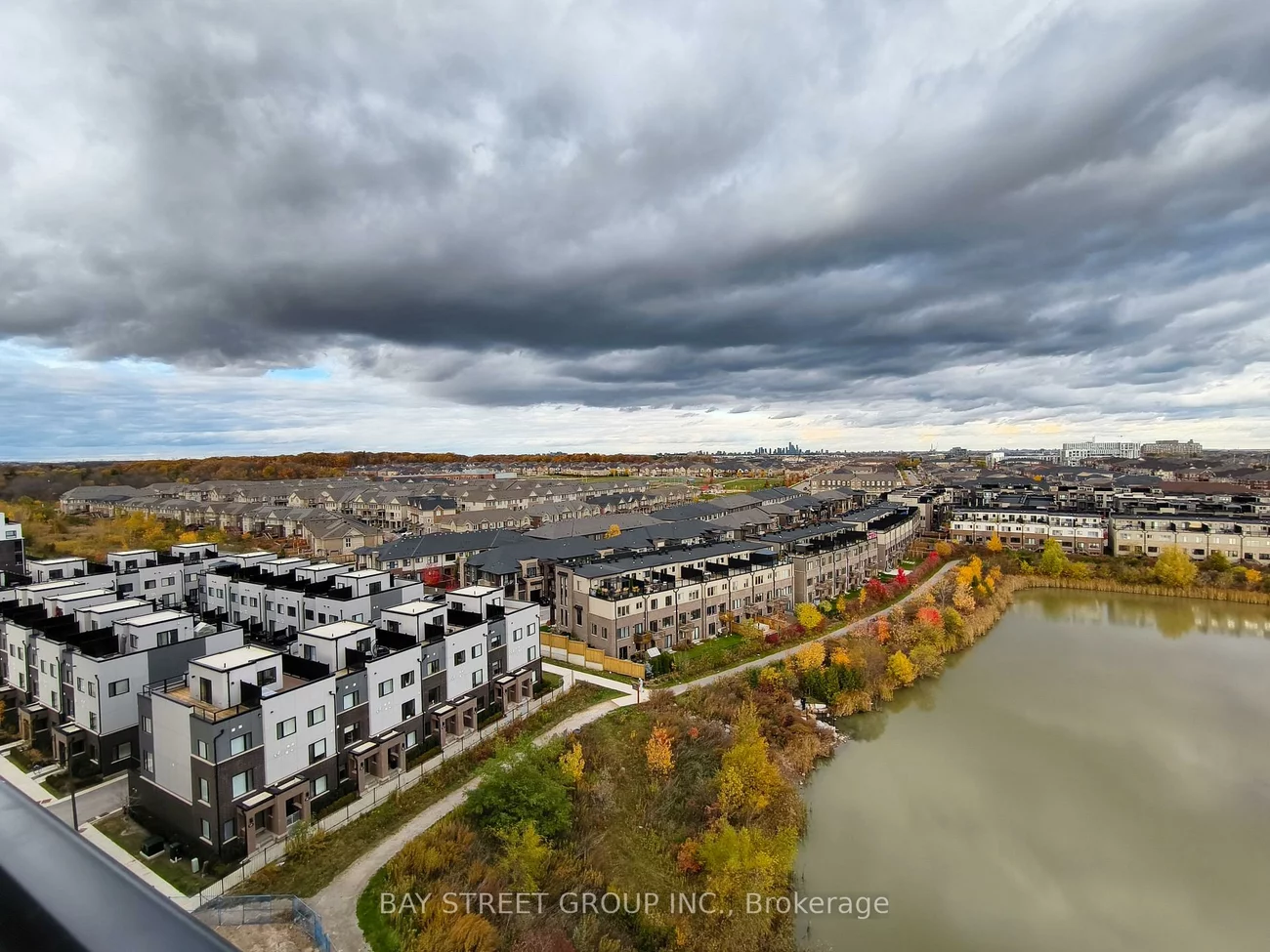 3071, Trafalgar, 1010 - JM Joshua Meadows, Oakville