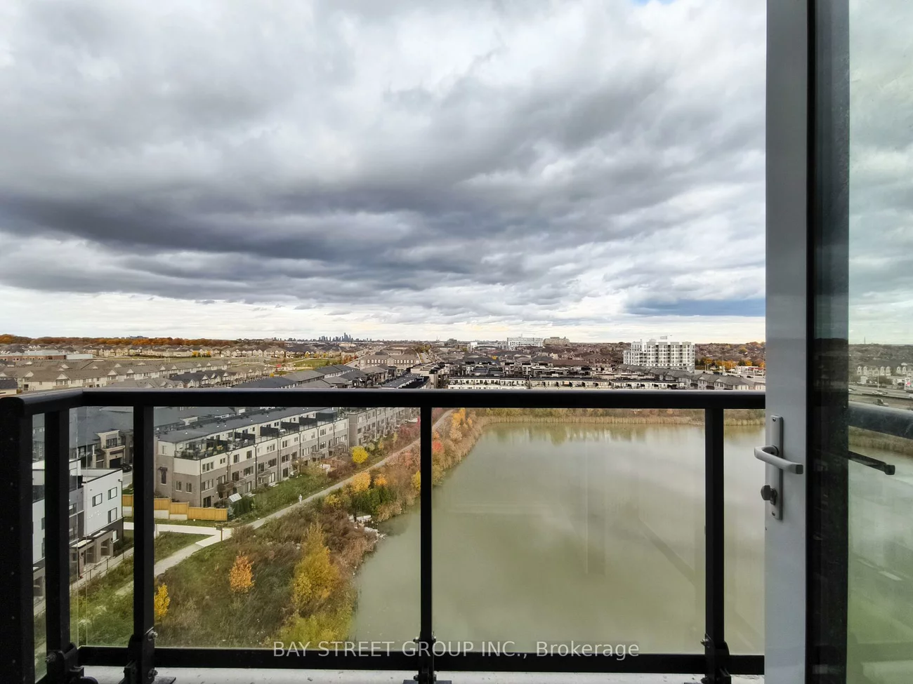 3071, Trafalgar, 1010 - JM Joshua Meadows, Oakville