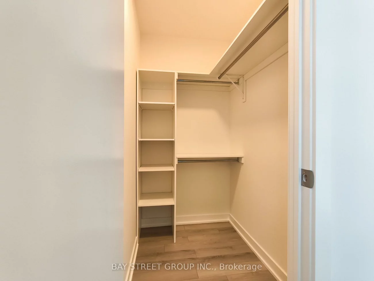 3071, Trafalgar, 1010 - JM Joshua Meadows, Oakville