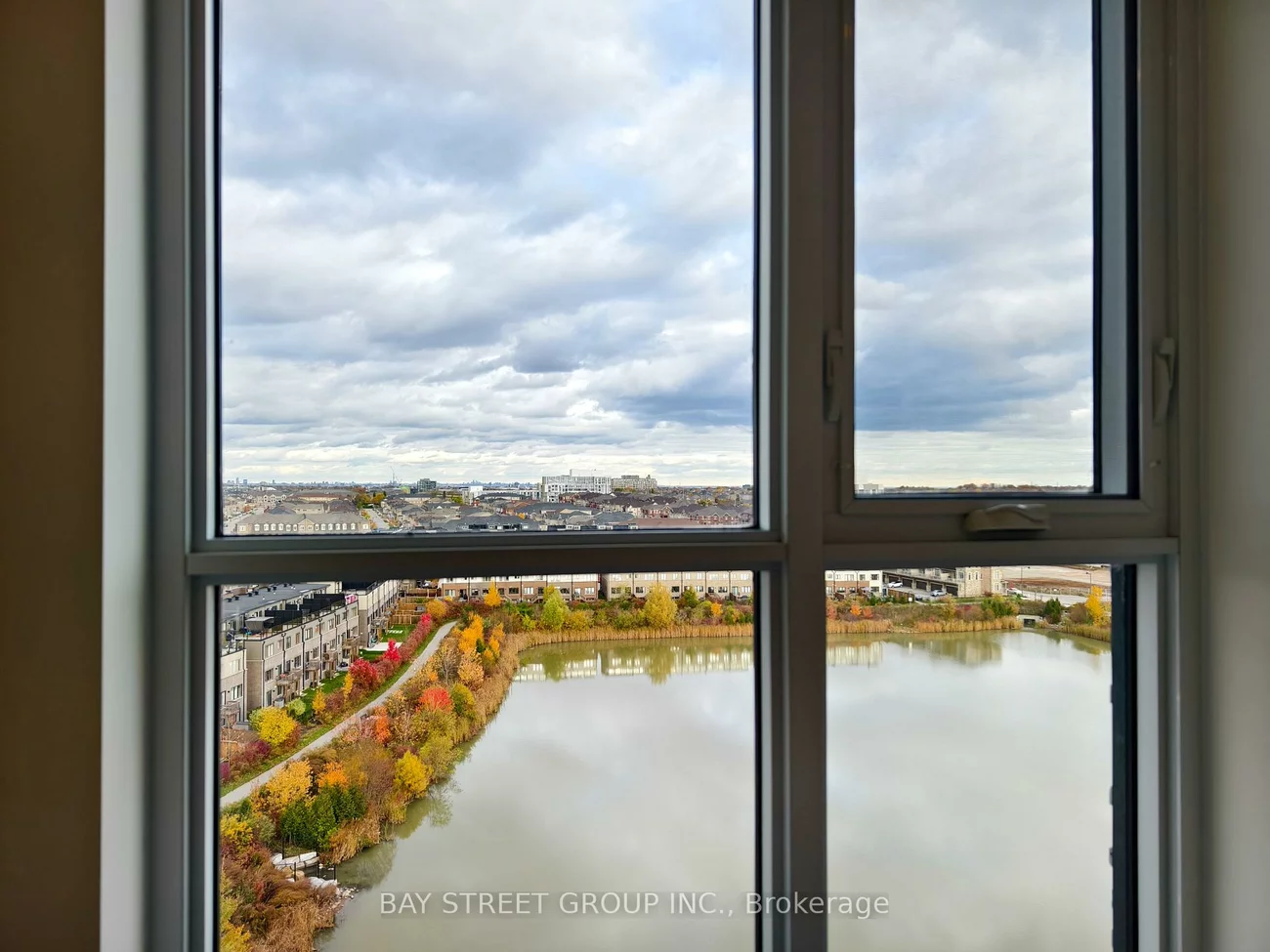 3071, Trafalgar, 1010 - JM Joshua Meadows, Oakville