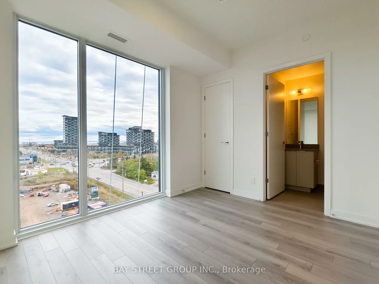 3071, Trafalgar, 1010 - JM Joshua Meadows, Oakville