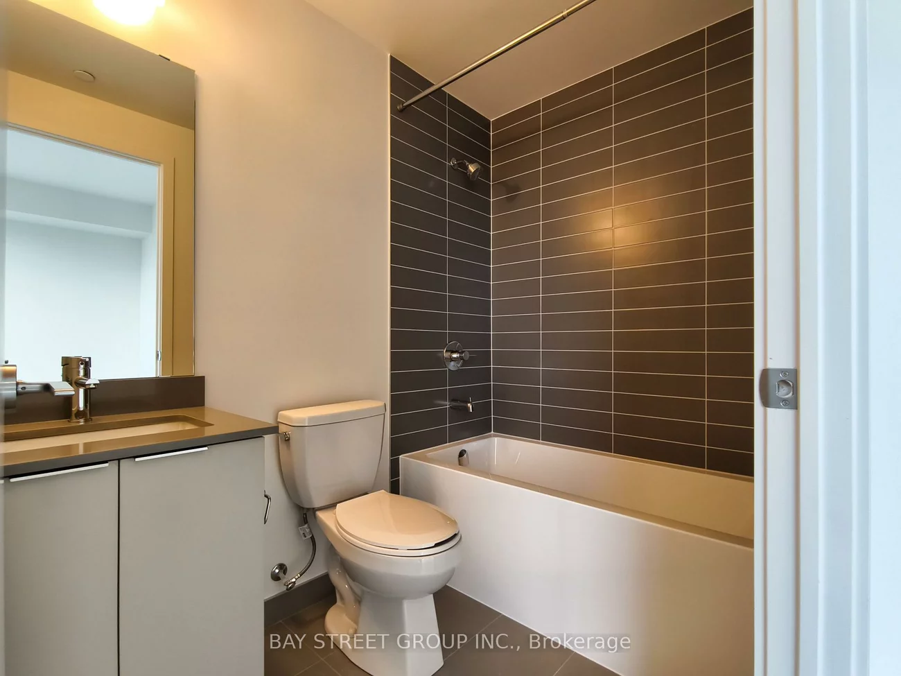 3071, Trafalgar, 1010 - JM Joshua Meadows, Oakville