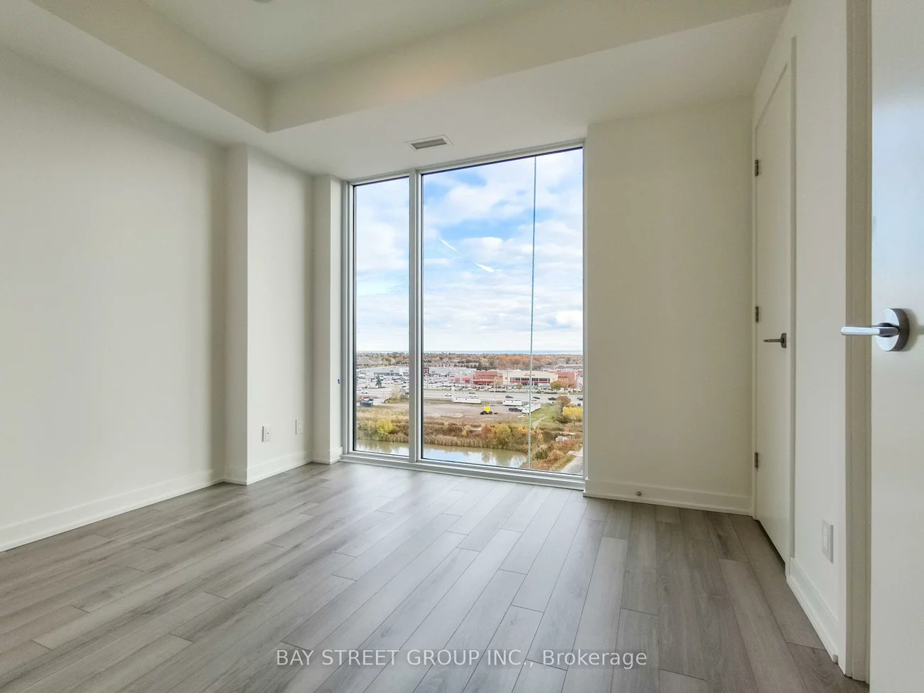 3071, Trafalgar, 1010 - JM Joshua Meadows, Oakville
