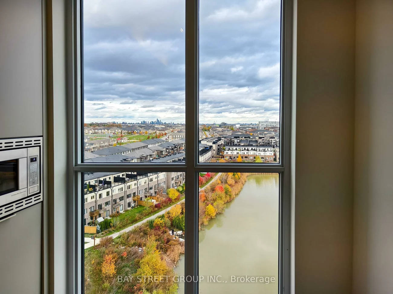 3071, Trafalgar, 1010 - JM Joshua Meadows, Oakville