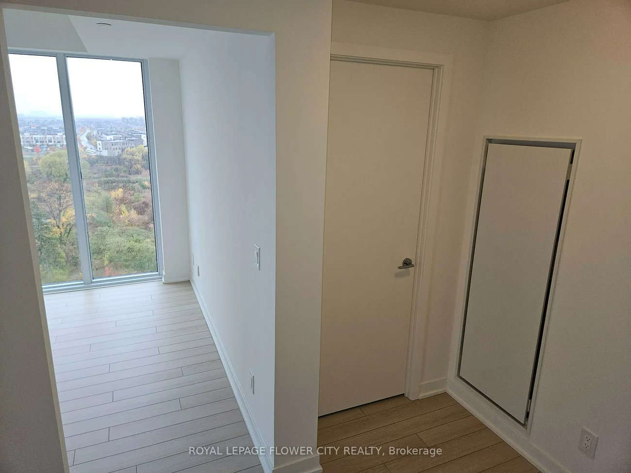 3071, Trafalgar, 1010 - JM Joshua Meadows, Oakville