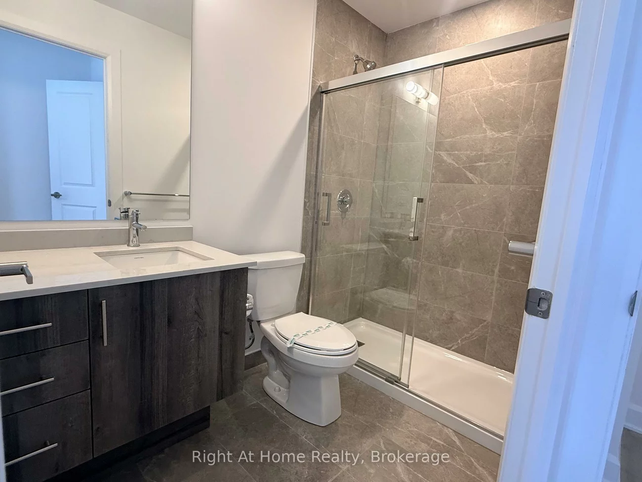 3240, William Coltson, 1010 - JM Joshua Meadows, Oakville