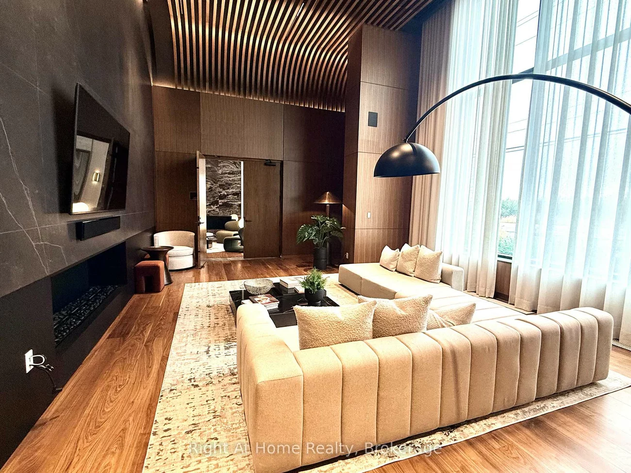 3240, William Coltson, 1010 - JM Joshua Meadows, Oakville