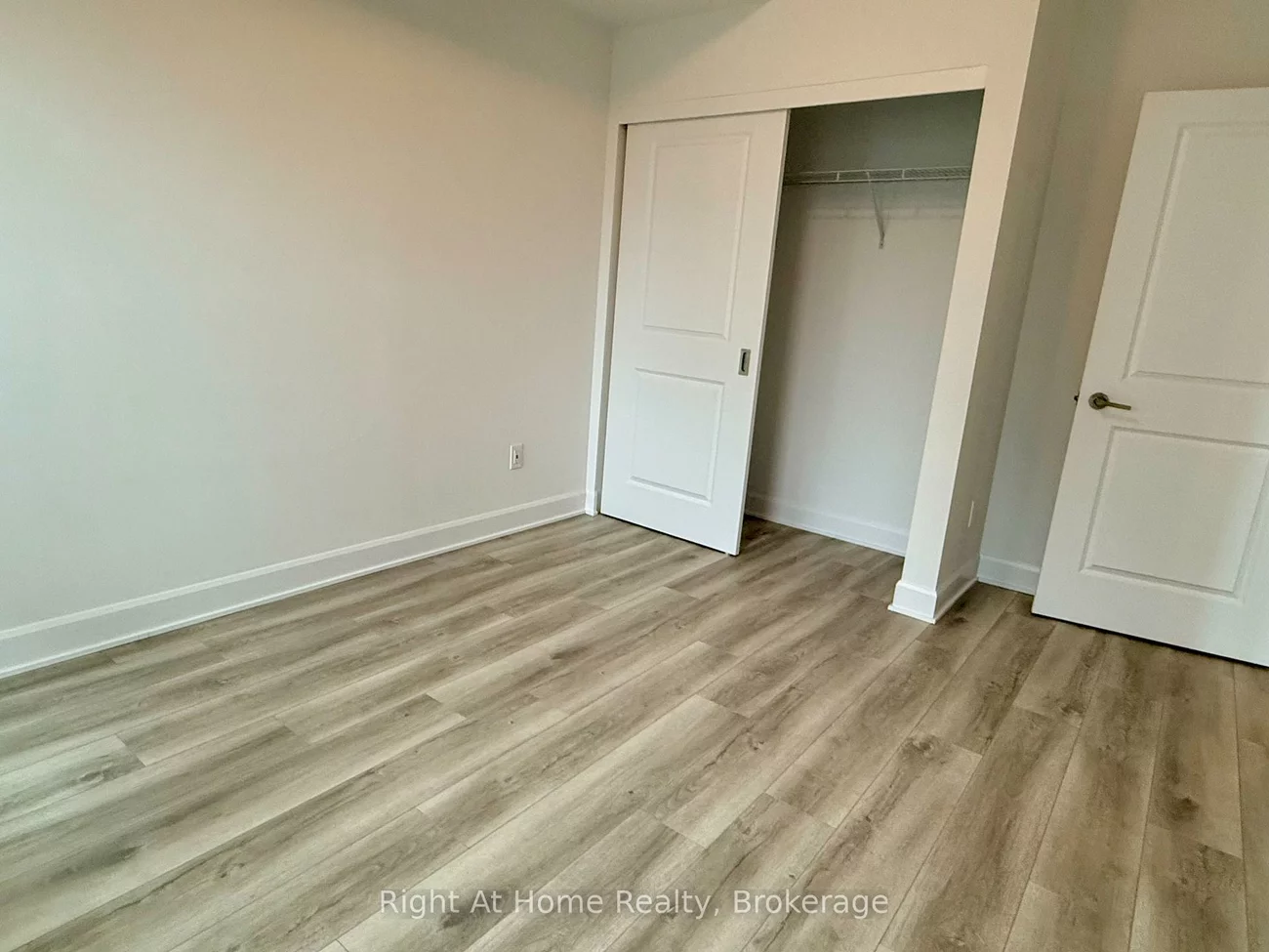 3240, William Coltson, 1010 - JM Joshua Meadows, Oakville