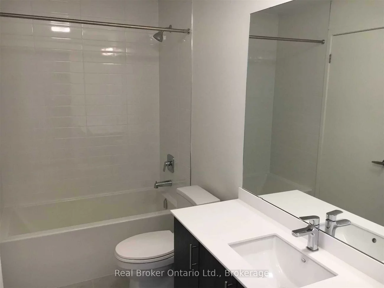 210, Sabina, 1008 - GO Glenorchy, Oakville