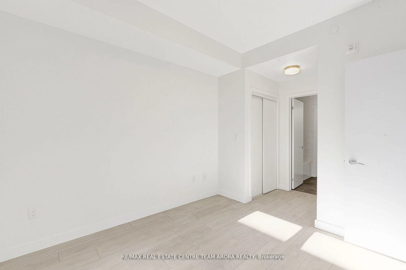 168, Sabina, 1008 - GO Glenorchy, Oakville