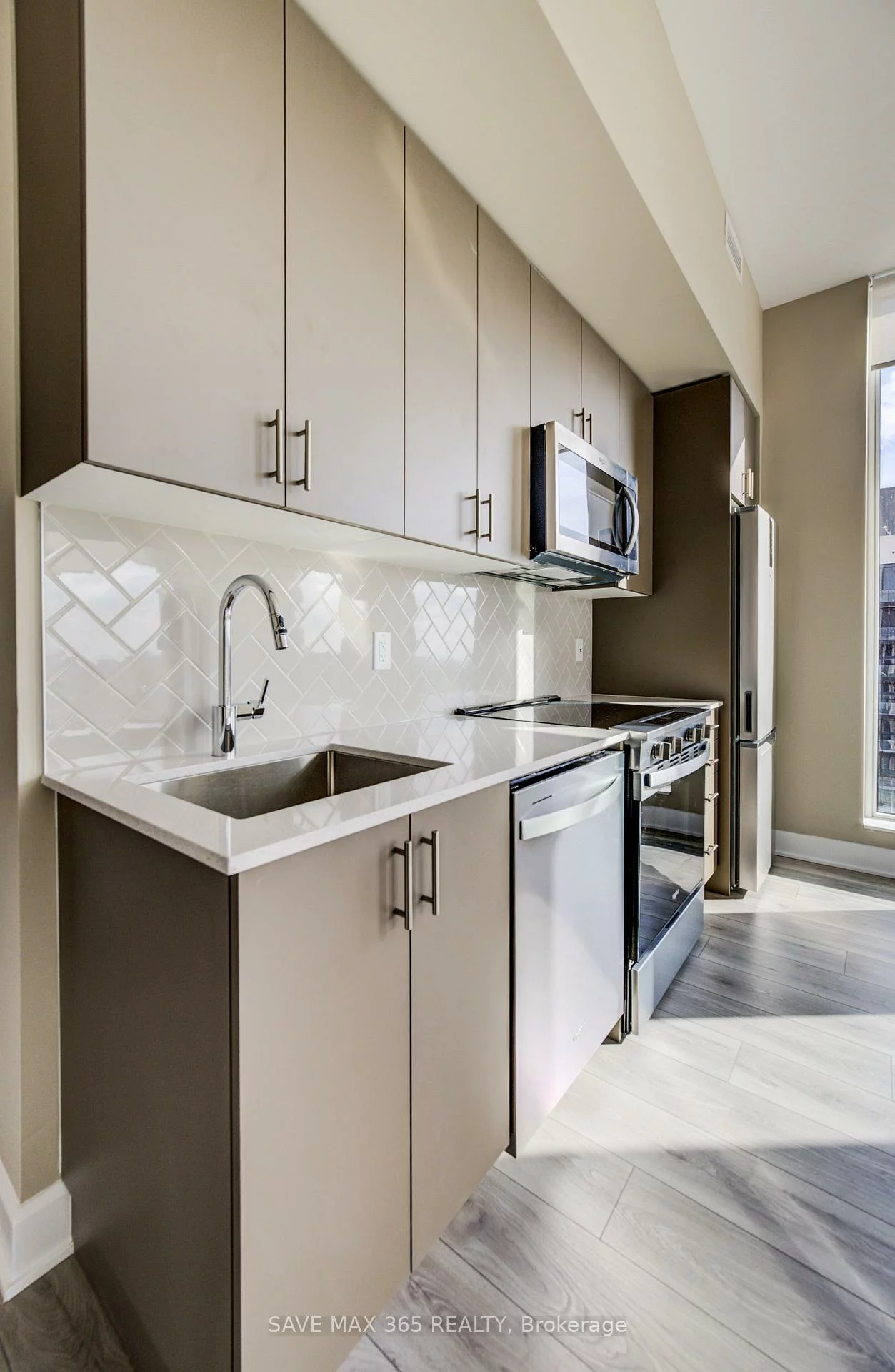 3240, William Coltson, 1010 - JM Joshua Meadows, Oakville