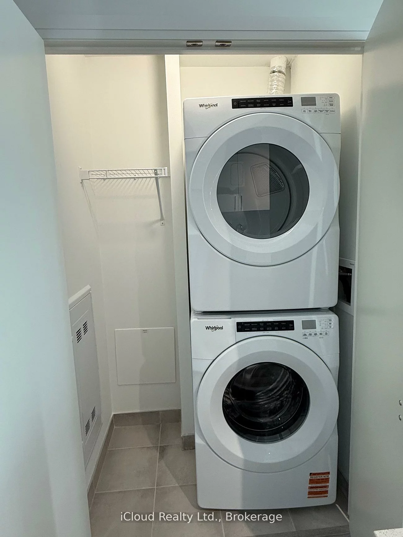 3250, Carding Mill, 1008 - GO Glenorchy, Oakville