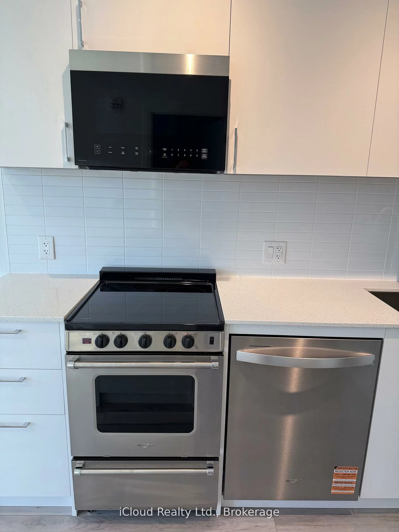 3250, Carding Mill, 1008 - GO Glenorchy, Oakville