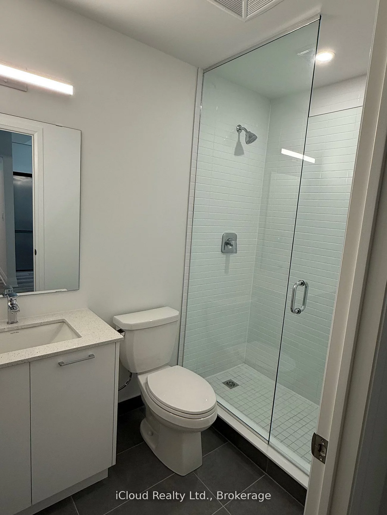 3250, Carding Mill, 1008 - GO Glenorchy, Oakville