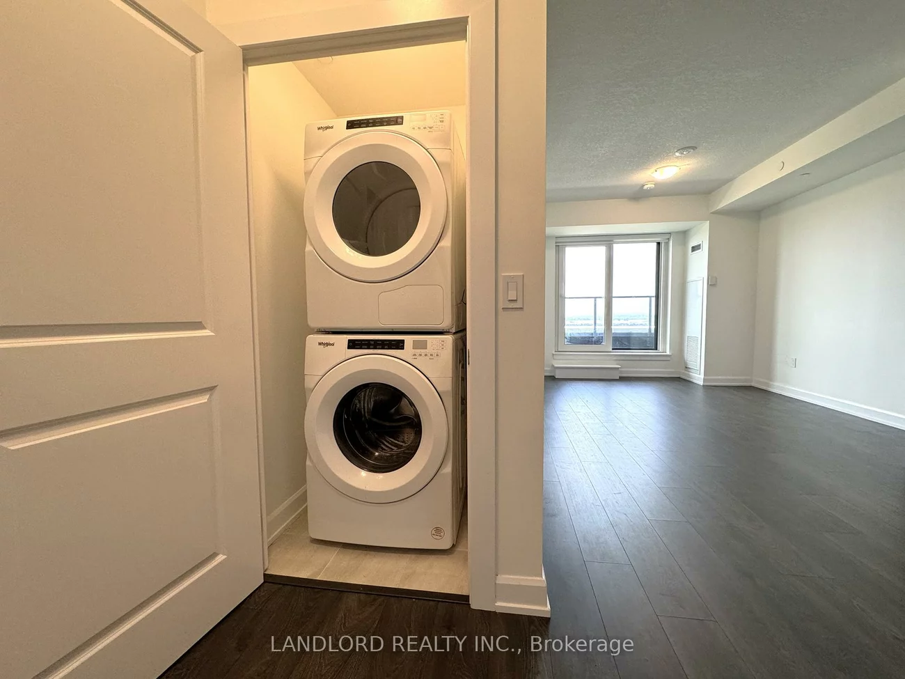 3200, William Colston, 1010 - JM Joshua Meadows, Oakville