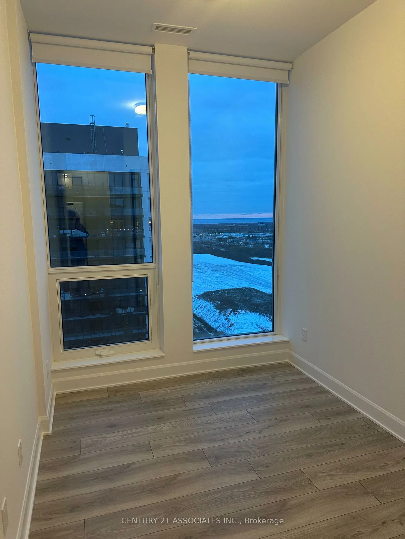 3240, William Coltson, 1010 - JM Joshua Meadows, Oakville