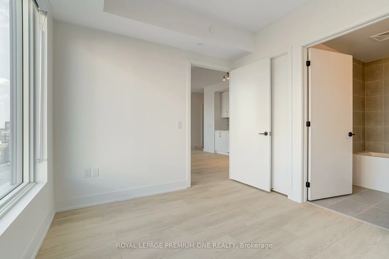 2450, Old Bronte, 1019 - WM Westmount, Oakville