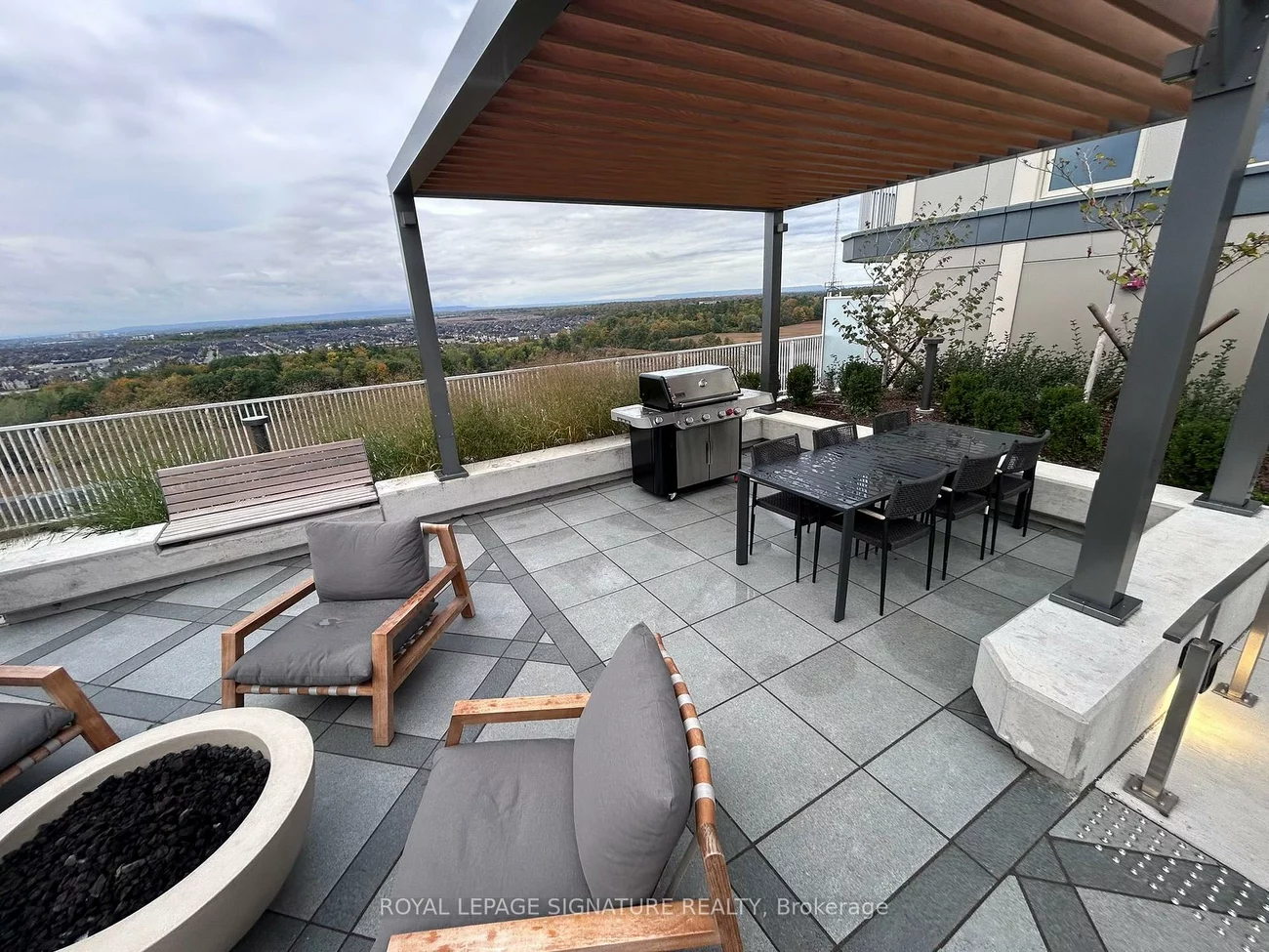 3240, William Coltson, 1010 - JM Joshua Meadows, Oakville