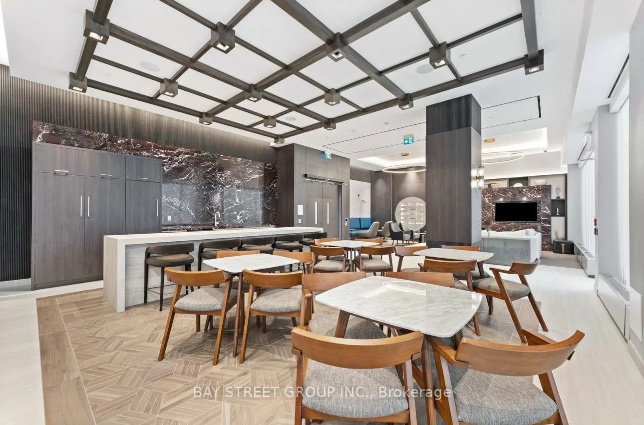 412, Silver Maple, 1010 - JM Joshua Meadows, Oakville