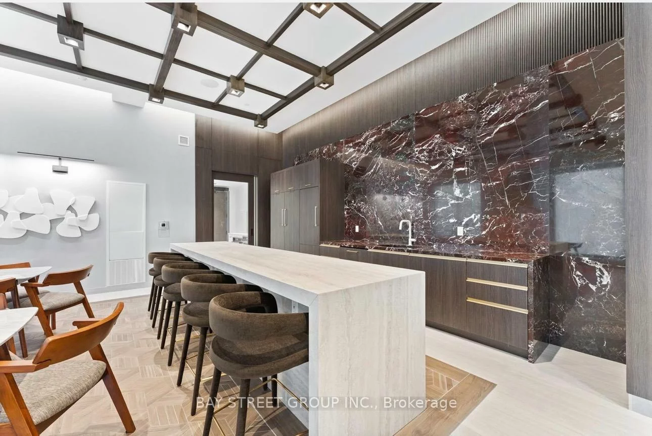 412, Silver Maple, 1010 - JM Joshua Meadows, Oakville