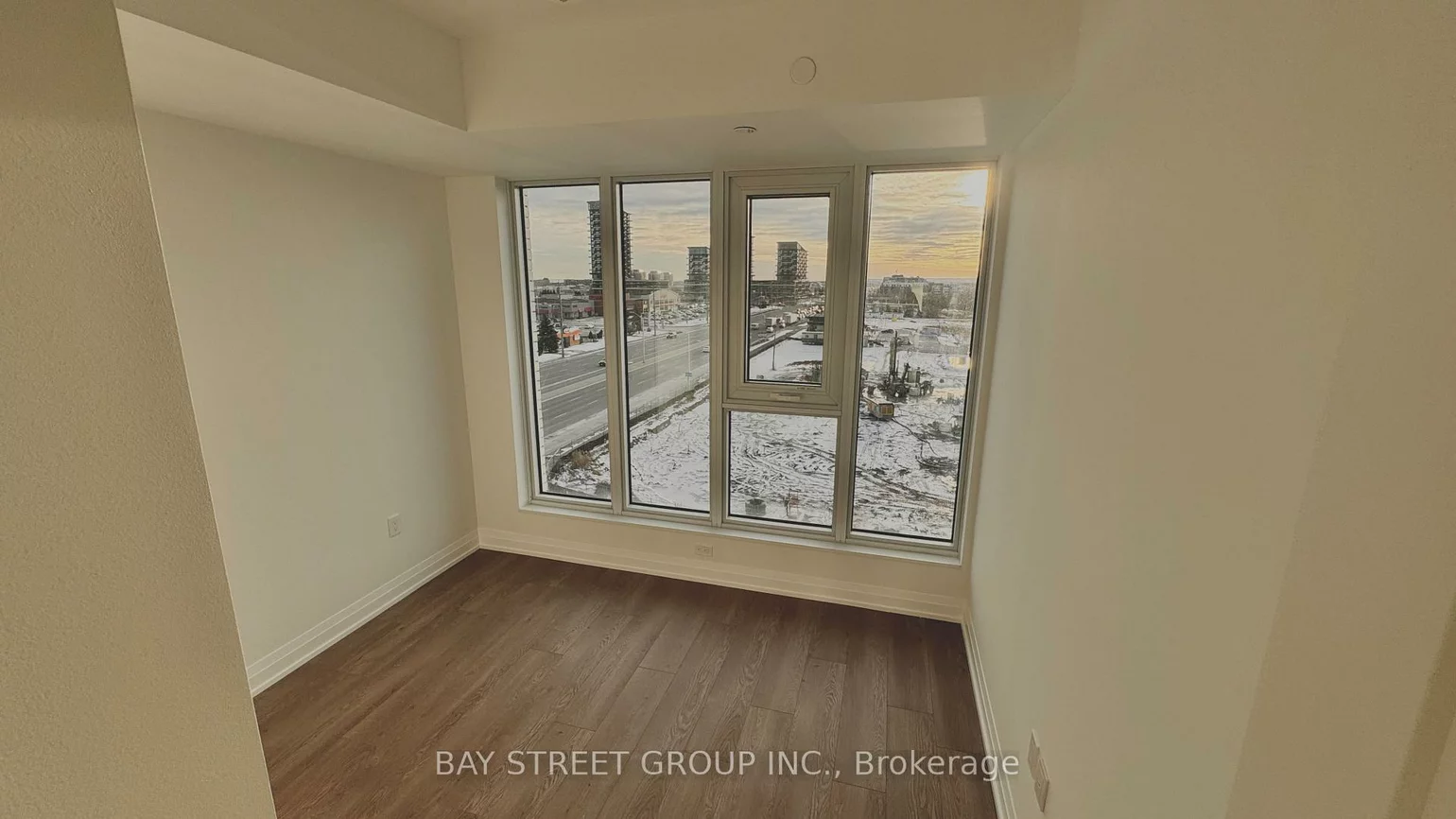 412, Silver Maple, 1010 - JM Joshua Meadows, Oakville