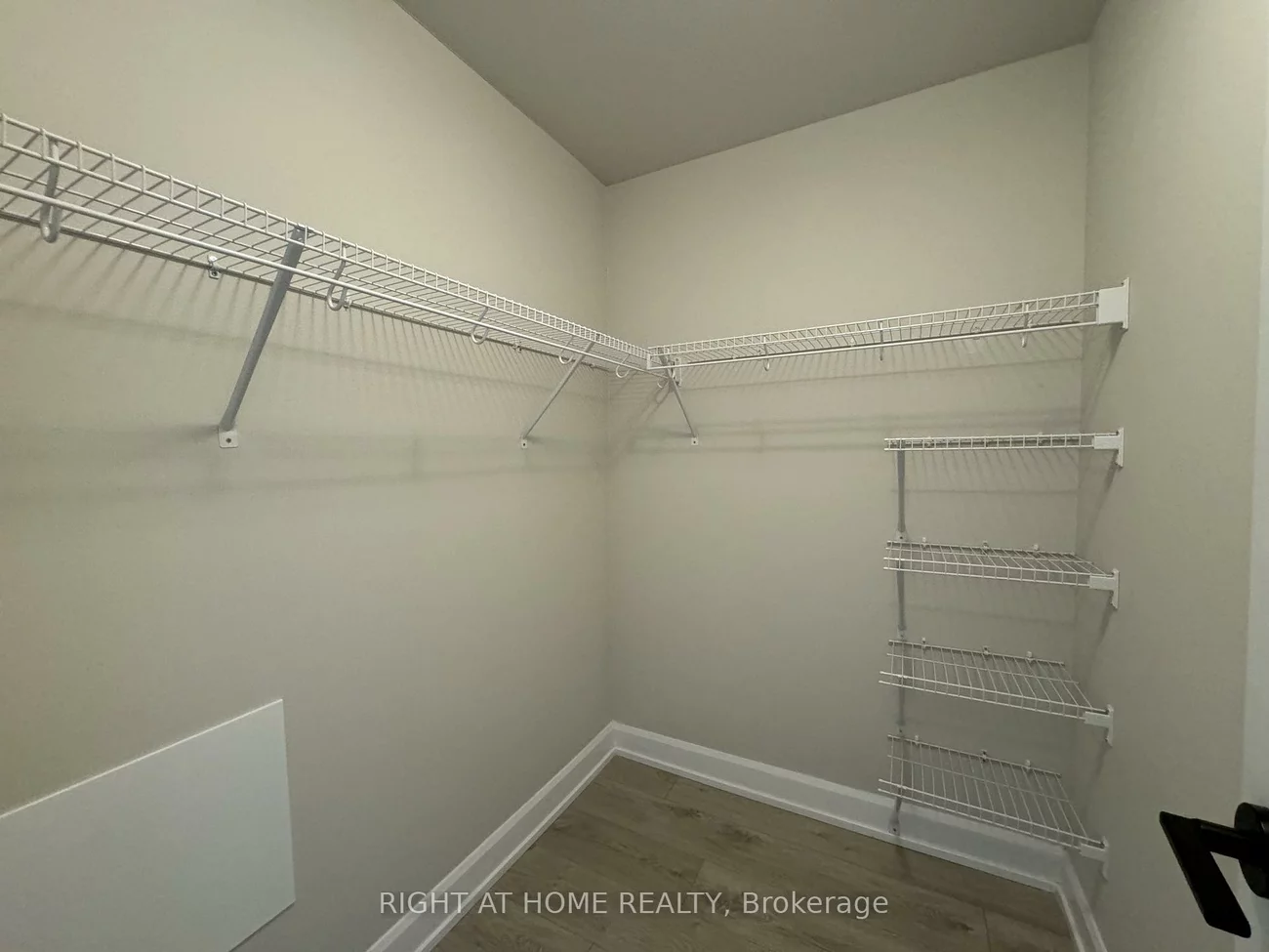 3220, William Coltson, 1010 - JM Joshua Meadows, Oakville