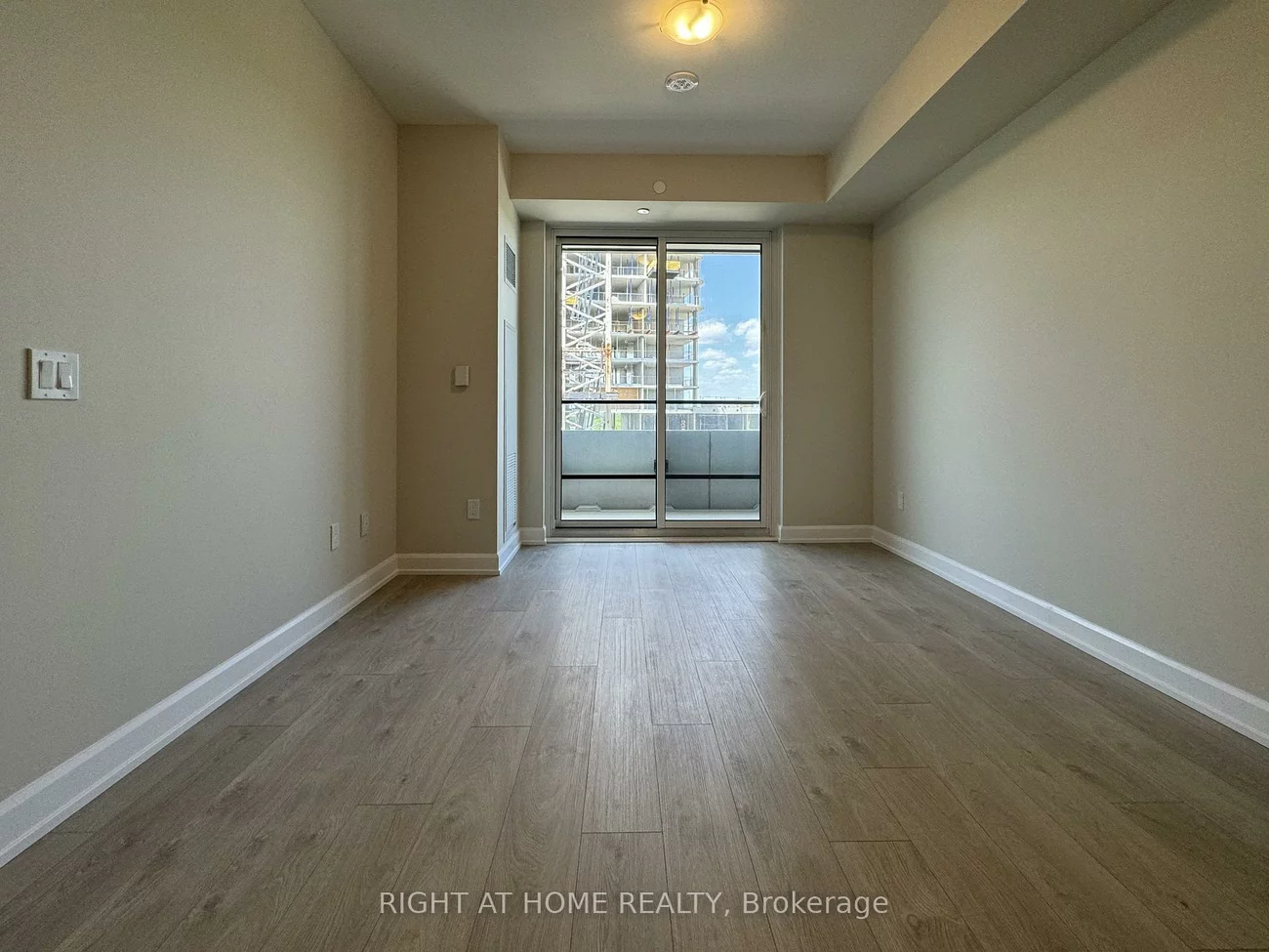 3220, William Coltson, 1010 - JM Joshua Meadows, Oakville