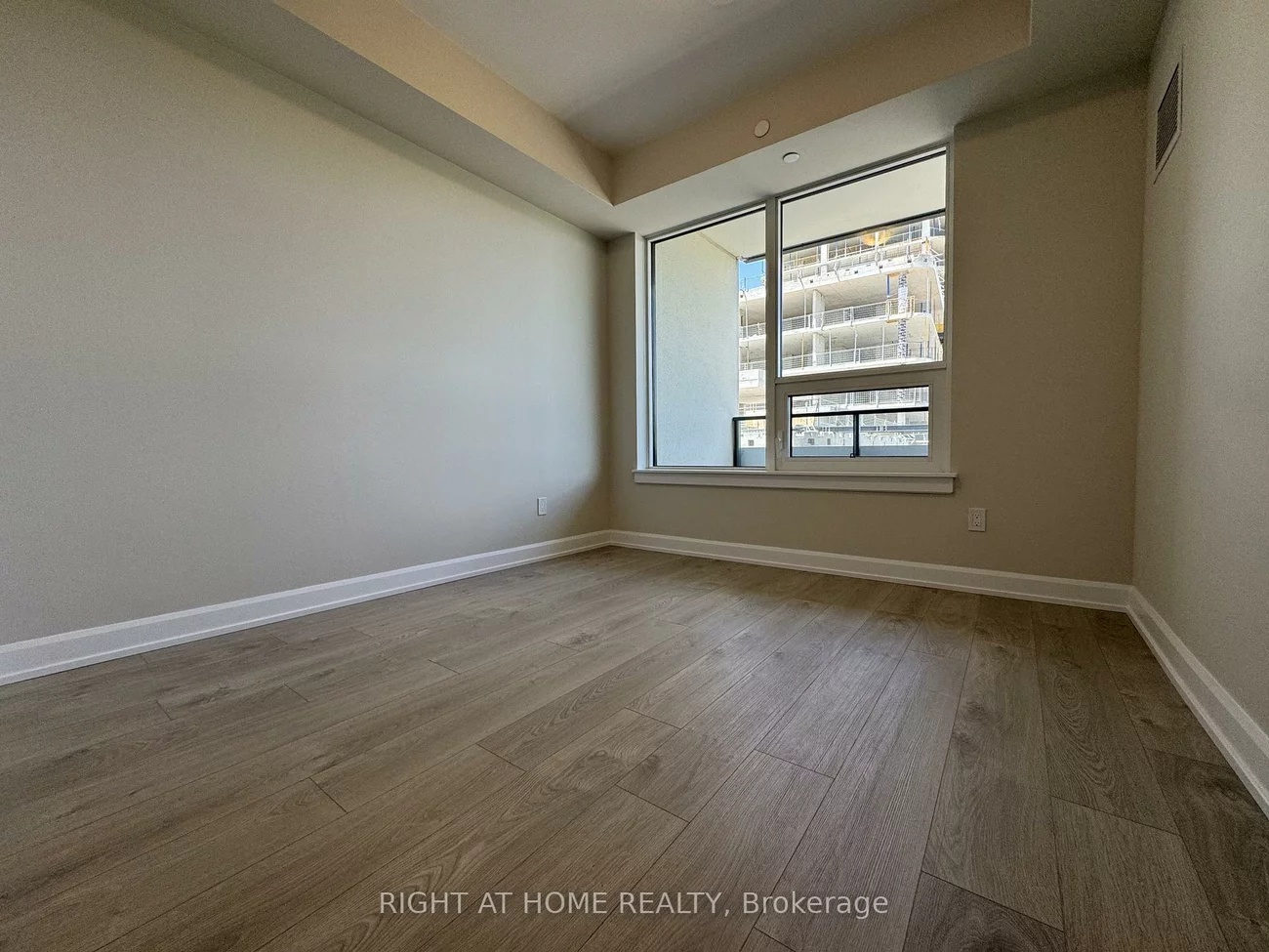 3220, William Coltson, 1010 - JM Joshua Meadows, Oakville