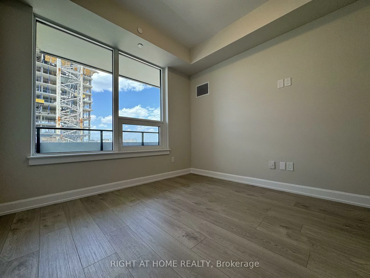 3220, William Coltson, 1010 - JM Joshua Meadows, Oakville