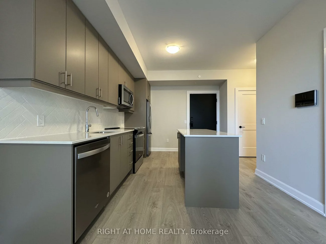 3220, William Coltson, 1010 - JM Joshua Meadows, Oakville