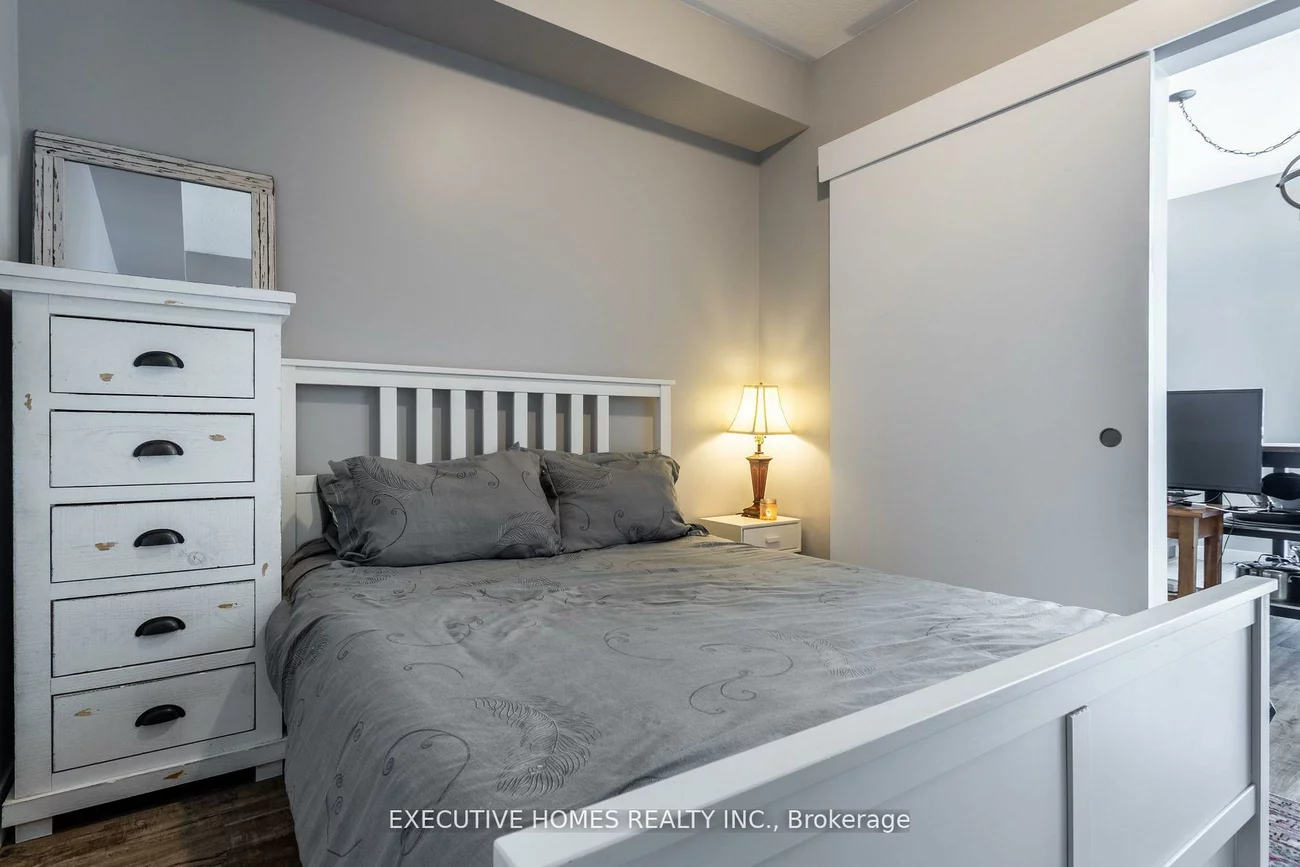 2486, Old Bronte, 1019 - WM Westmount, Oakville