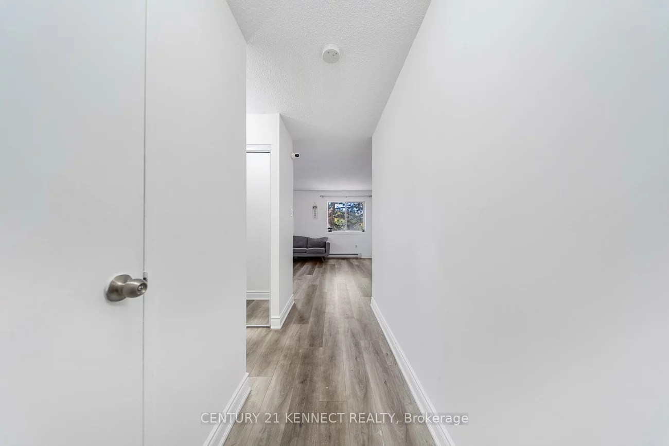 1030, Falgarwood, 1005 - FA Falgarwood, Oakville