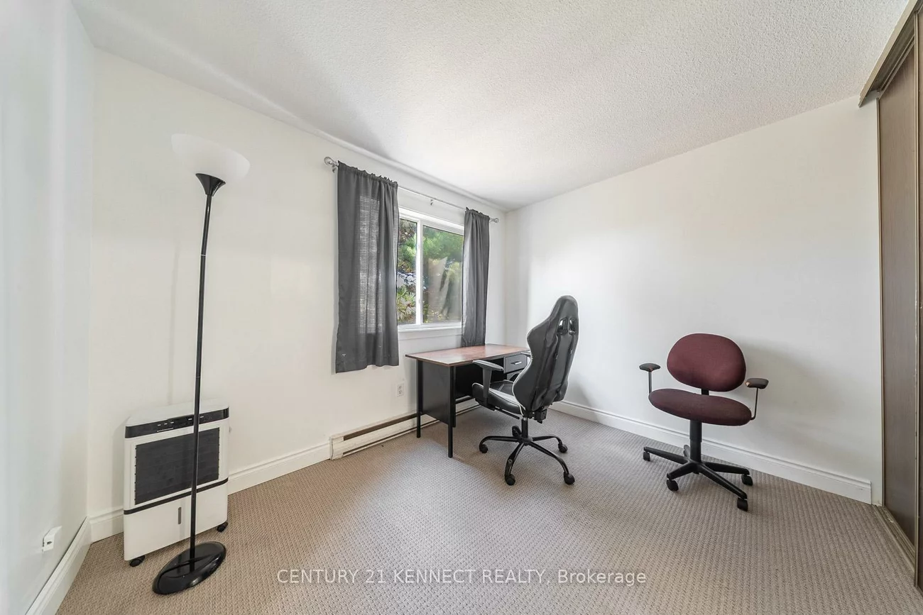 1030, Falgarwood, 1005 - FA Falgarwood, Oakville