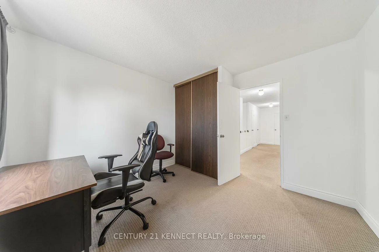 1030, Falgarwood, 1005 - FA Falgarwood, Oakville