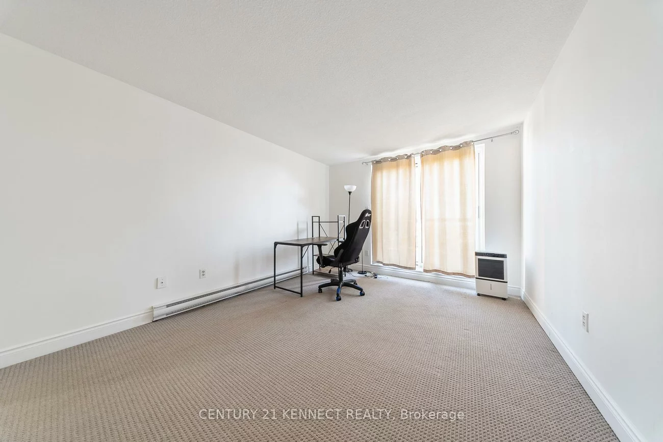 1030, Falgarwood, 1005 - FA Falgarwood, Oakville