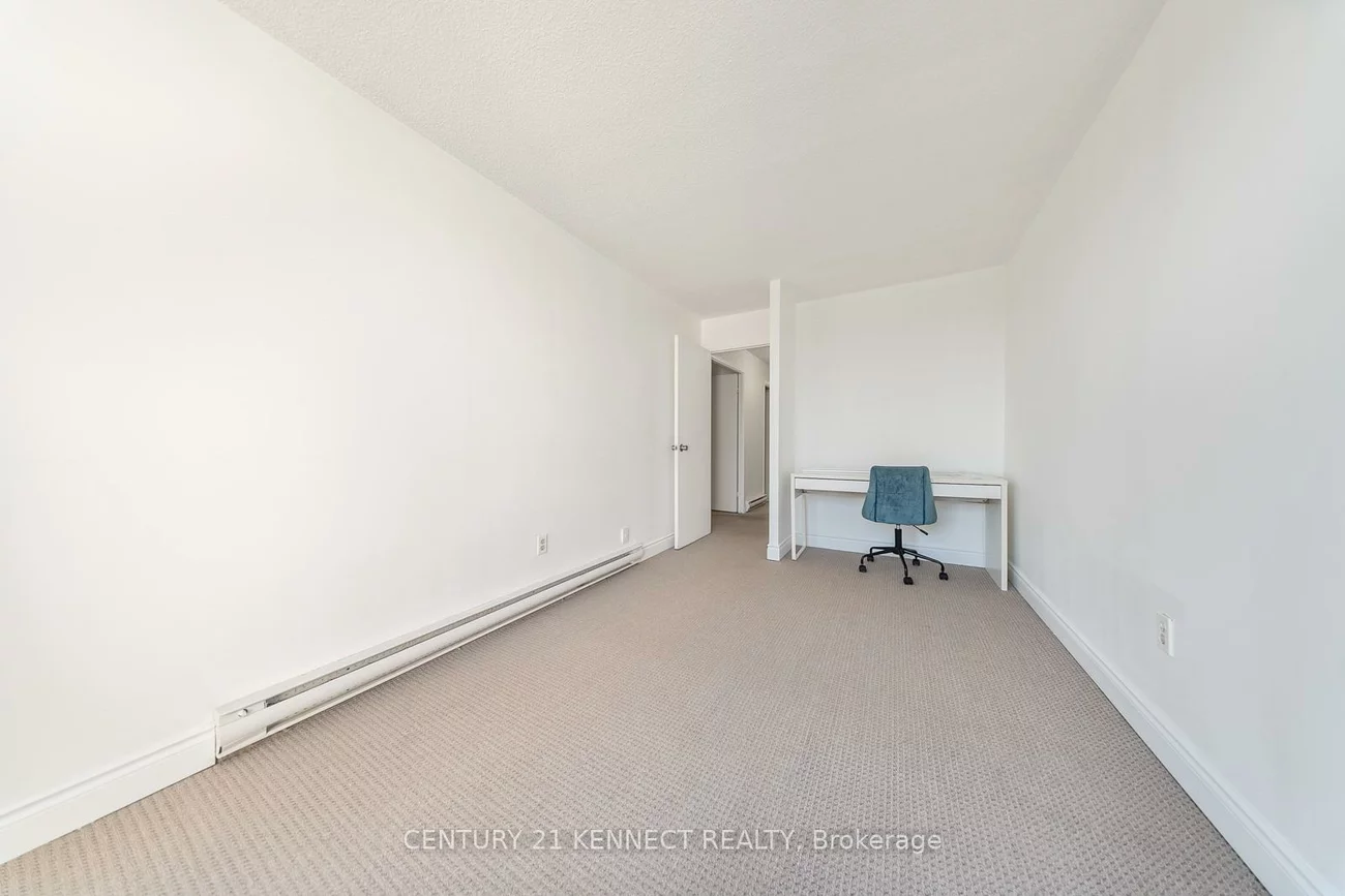 1030, Falgarwood, 1005 - FA Falgarwood, Oakville