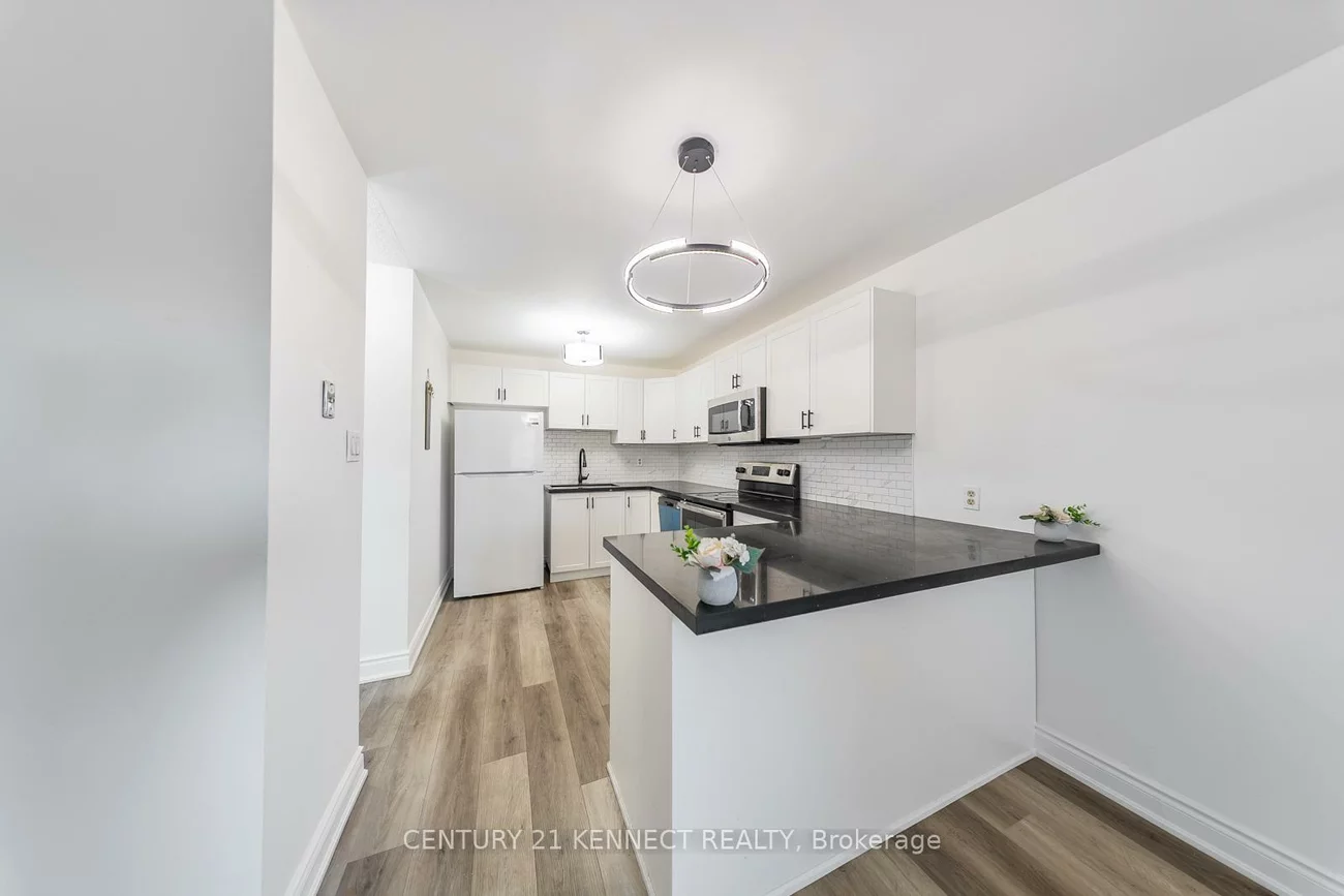 1030, Falgarwood, 1005 - FA Falgarwood, Oakville