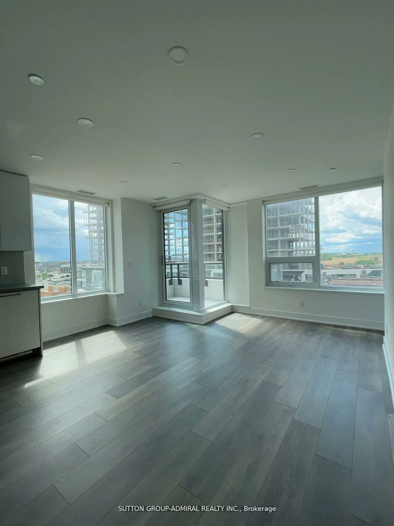 297, Oak Walk, 1015 - RO River Oaks, Oakville