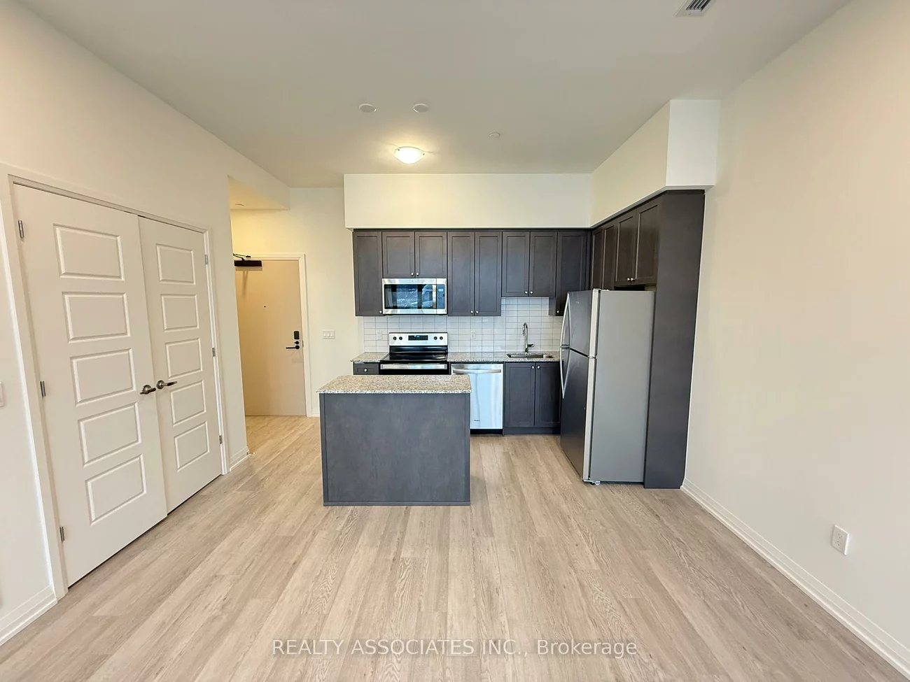 3006, William Cutmore, 1010 - JM Joshua Meadows, Oakville