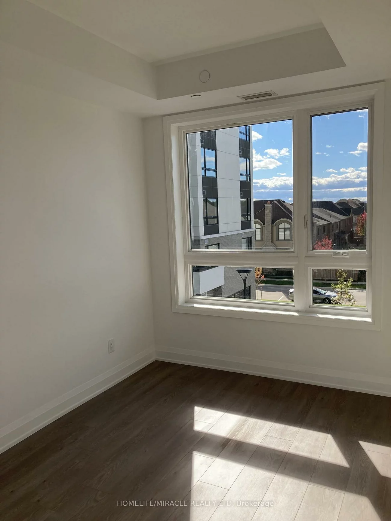 3250, Carding Mill, 1008 - GO Glenorchy, Oakville